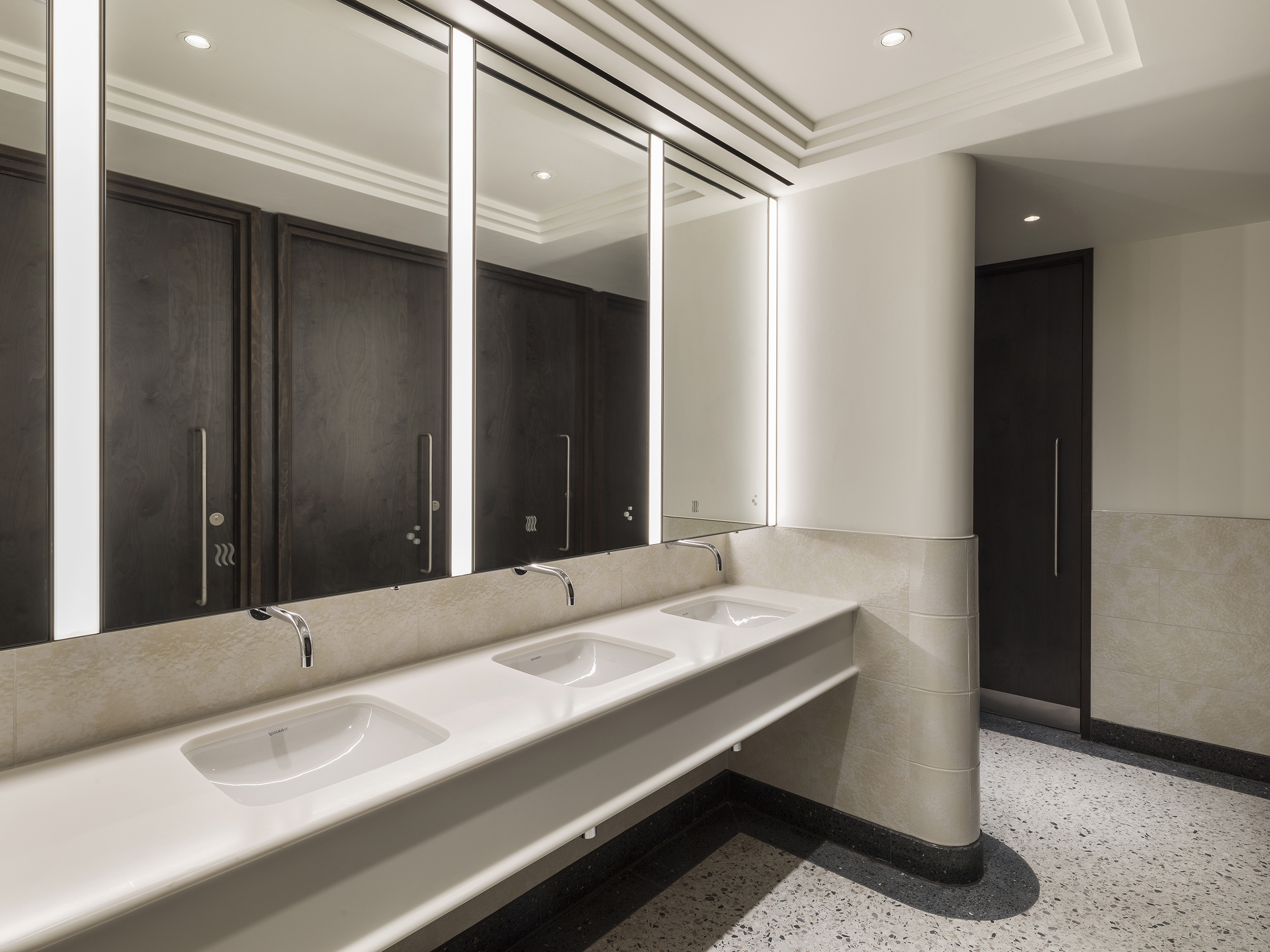 Carter Owers – 80 Strand