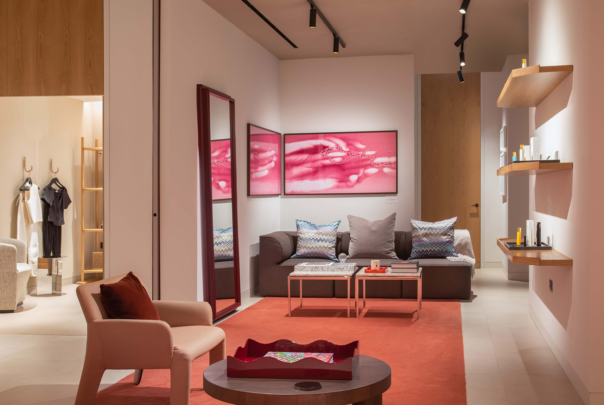 Carter Owers – Selfridges Personal Shopping – The Trafford Centre