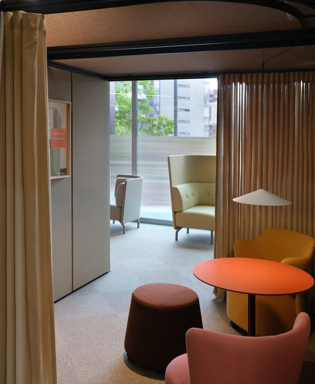 Carter Owers – Orangebox Showroom