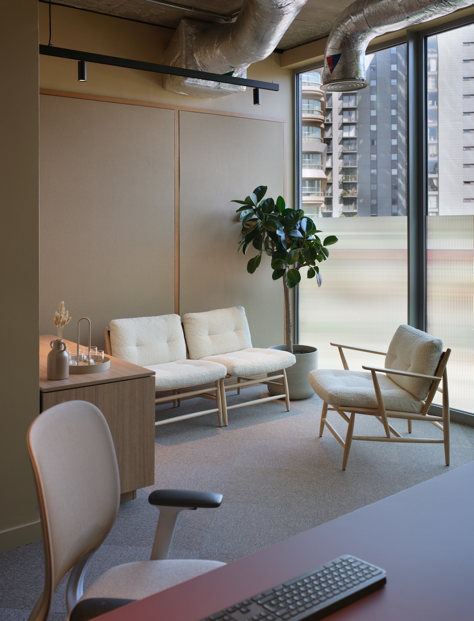 Carter Owers – Orangebox Showroom